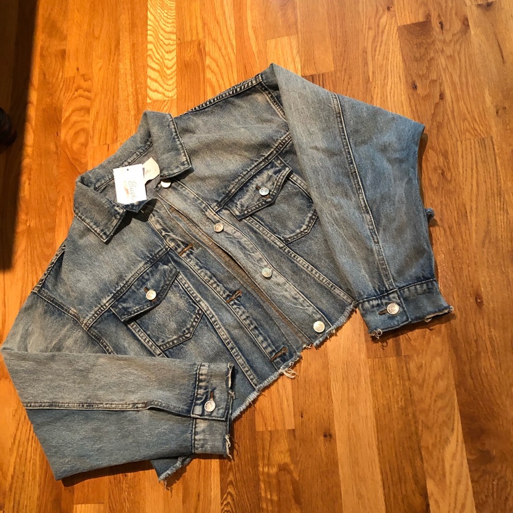 Tops - Picture 2 of 2